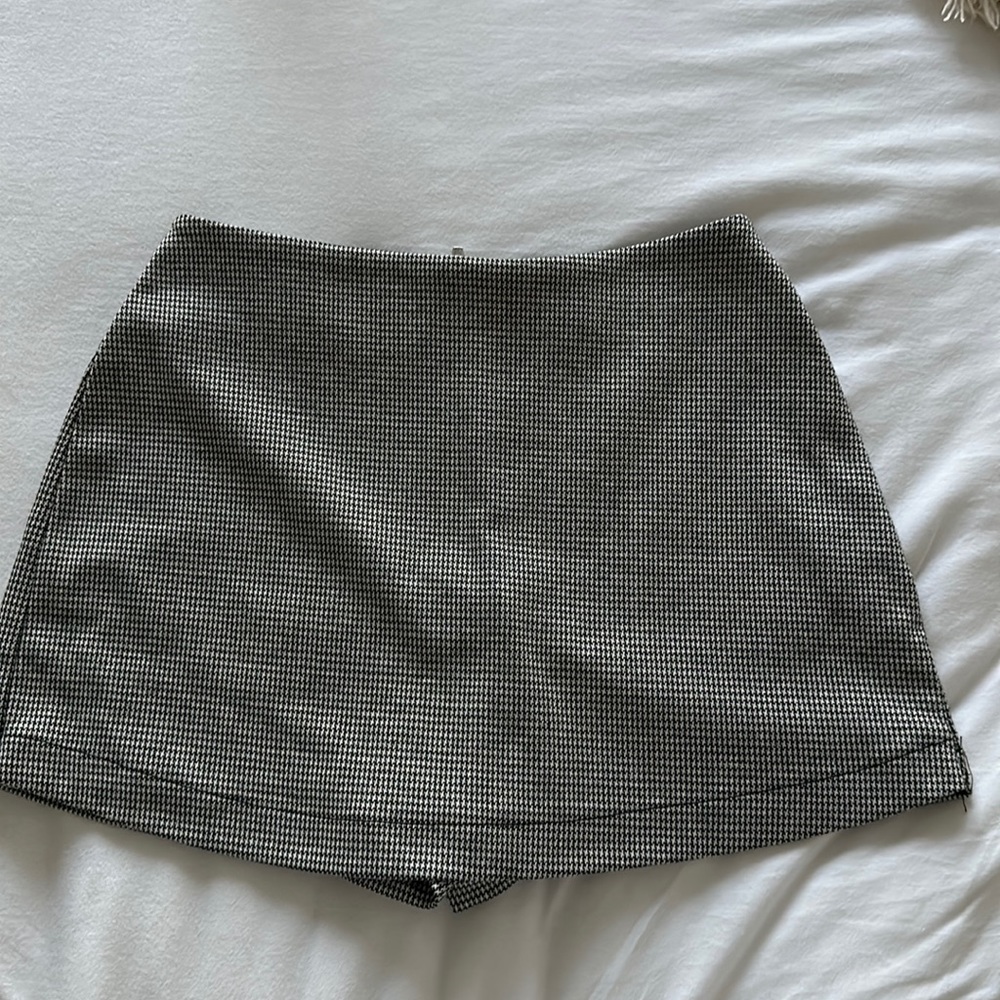 Forever21 Women’s High Waisted Houndstooth Mini Skort (Size: XS)